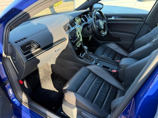 VOLKSWAGEN GOLF R BASE GRADE