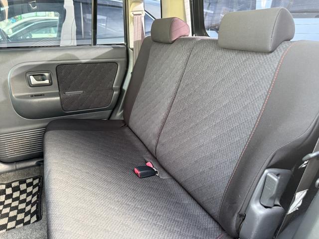 アルトラパン ＳＳ　５速ＭＴ　ターボ　ローダウン　モモステ　　キーレスエントリー　ＡＢＳ　ＣＤデッキ　ＭＤ　衝突安全ボディ　エアコン　パワーステアリング　パワーウィンドウ（34枚目）