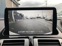 バックカメラおよびガイドライン表示が装着されていますので、車庫入れが苦手な人でもアシストしてくれます。