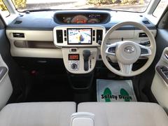 車を運転する際には運転席の存在は欠かせません。なのでしっかりとチェックしたいポイントですね。 2