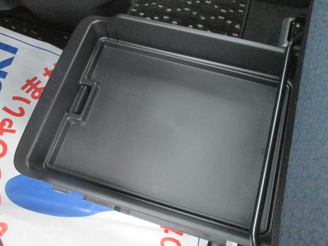 ルークス ハイウェイスターＸ　４ＷＤ　全方位カメラ　エンジンスターター　バックカメラ　オートライト　Ｂｌｕｅｔｏｏｔｈ　スライドドア　純正ナビ　プッシュスタート　シートヒーター　オートエアコン　セーフティーサポート　４ＷＤ　アイドリングストップ（53枚目）