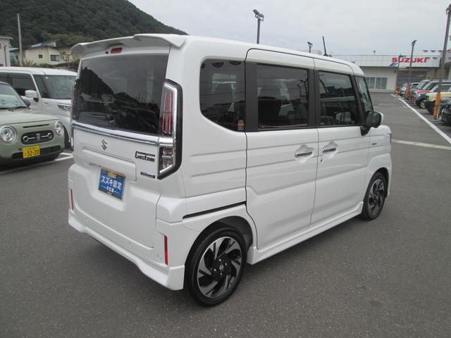 スペーシアカスタム カスタム HYBRID XSターボ FF 全方位カメラ スズキコネクト通信機 バックカメラ オートライト Bluetooth スライドドア 純正ナビ プッシュスタート シートヒーター オートエアコン スズキセーフティーサポート 衝突被害軽減システム(7枚目)