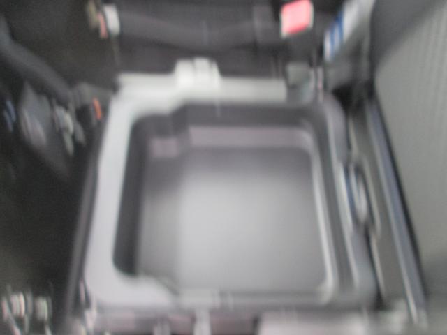 クロスビー HYBRID MV 4型 4WD 全方位カメラオーディオレス バックカメラ オートライト プッシュスタート シートヒーター オートエアコン スズキセーフティーサポート 4WD 衝突被害軽減システム アイドリングストップ 横滑り防止機能 衝突安全ボディ(44枚目)