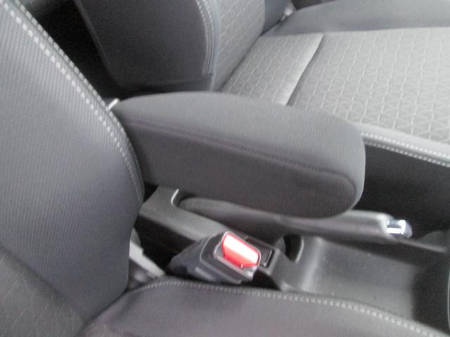 スイフト HYBRID MX 4WD オーディオレス オートライト プッシュスタート シートヒーター オートエアコン スズキセーフティーサポート 4WD 衝突被害軽減システム アイドリングストップ 横滑り防止機能 衝突安全ボディ 盗難防止システム(40枚目)