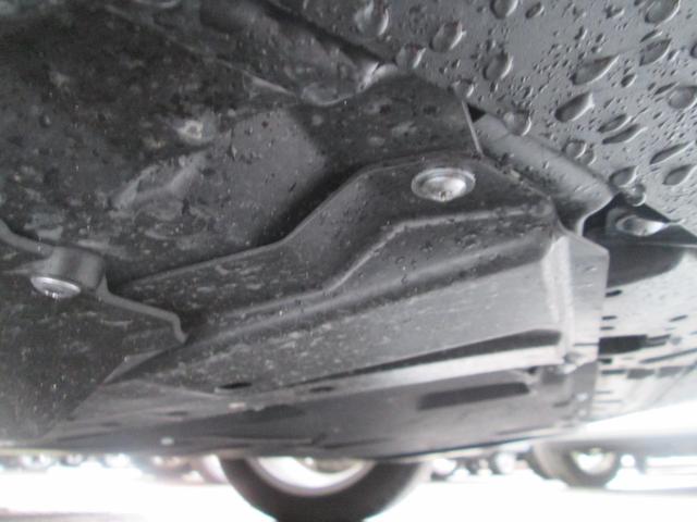 スイフト HYBRID MX 4WD オーディオレス オートライト プッシュスタート シートヒーター オートエアコン スズキセーフティーサポート 4WD 衝突被害軽減システム アイドリングストップ 横滑り防止機能 衝突安全ボディ 盗難防止システム(47枚目)