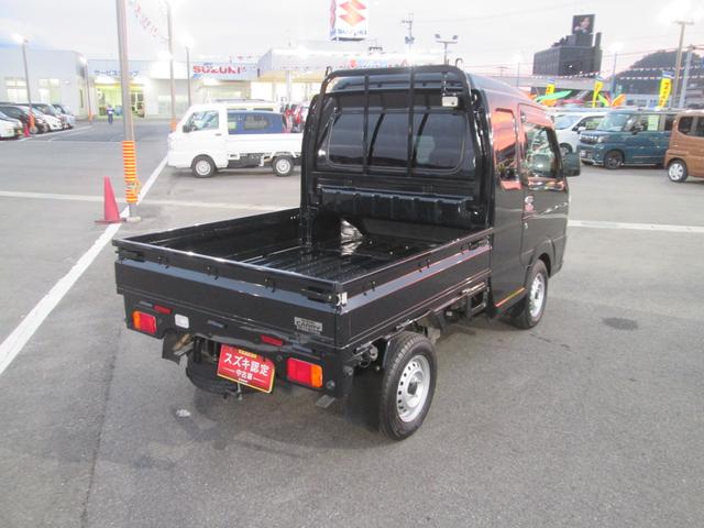 スーパーキャリイ スーパーキャリイ　Ｘ　４型　４ＷＤ　オーディオレス　キーレスキー　作業灯　パワーウインド　オートライト　スズキセーフティーサポート　４ＷＤ　衝突被害軽減システム　アイドリングストップ　横滑り防止機能　衝突安全ボディ　盗難防止システム（5枚目）