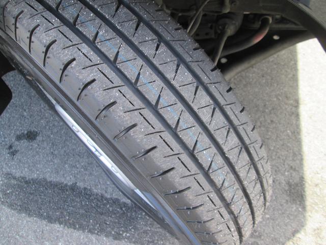 スーパーキャリイ スーパーキャリイ　Ｘ　４型　４ＷＤ　オーディオレス　キーレスキー　作業灯　パワーウインド　オートライト　スズキセーフティーサポート　４ＷＤ　衝突被害軽減システム　アイドリングストップ　横滑り防止機能　衝突安全ボディ　盗難防止システム（23枚目）