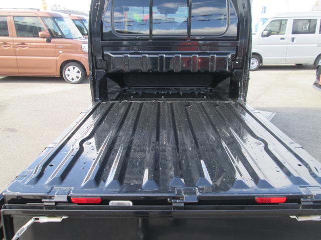 スーパーキャリイ スーパーキャリイ　Ｘ　４型　４ＷＤ　オーディオレス　キーレスキー　作業灯　パワーウインド　オートライト　スズキセーフティーサポート　４ＷＤ　衝突被害軽減システム　アイドリングストップ　横滑り防止機能　衝突安全ボディ　盗難防止システム（55枚目）