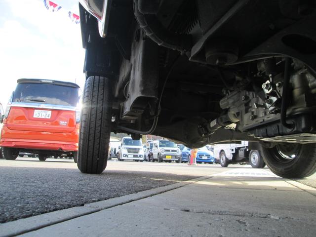 スーパーキャリイ スーパーキャリイ　Ｘ　４型　４ＷＤ　オーディオレス　キーレスキー　作業灯　パワーウインド　オートライト　スズキセーフティーサポート　４ＷＤ　衝突被害軽減システム　アイドリングストップ　横滑り防止機能　衝突安全ボディ　盗難防止システム（57枚目）