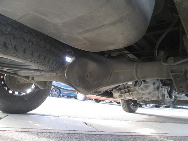 スーパーキャリイ スーパーキャリイ　Ｘ　４型　４ＷＤ　オーディオレス　キーレスキー　作業灯　パワーウインド　オートライト　スズキセーフティーサポート　４ＷＤ　衝突被害軽減システム　アイドリングストップ　横滑り防止機能　衝突安全ボディ　盗難防止システム（58枚目）