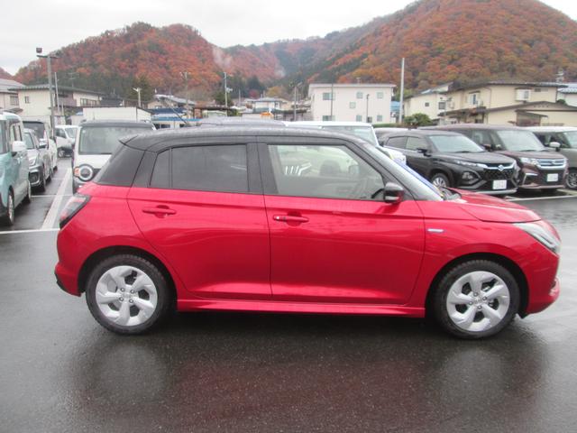 スイフト HYBRID MX FF オーディオレス オートライト プッシュスタート シートヒーター オートエアコン スズキセーフティーサポート 衝突被害軽減システム アイドリングストップ 横滑り防止機能 衝突安全ボディ 盗難防止システム(4枚目)