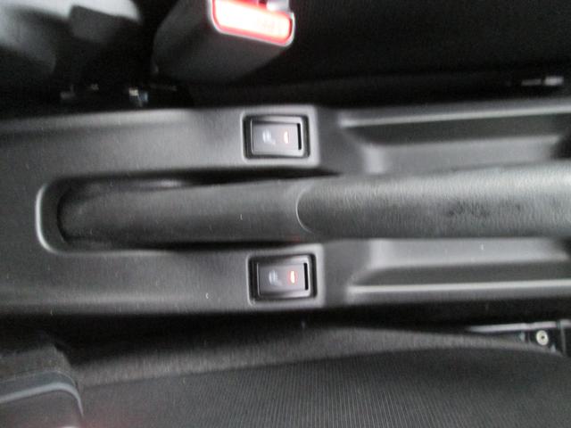 スイフト HYBRID MX FF オーディオレス オートライト プッシュスタート シートヒーター オートエアコン スズキセーフティーサポート 衝突被害軽減システム アイドリングストップ 横滑り防止機能 衝突安全ボディ 盗難防止システム(30枚目)