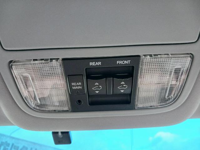 エリシオンプレステージ SZ ETC バックカメラ クリアランスソナー オートクルーズコントロール 衝突被害軽減システム 両側電動スライドドア HID サンルーフ スマートキー シートヒーター 3列シート パワーシート(41枚目)