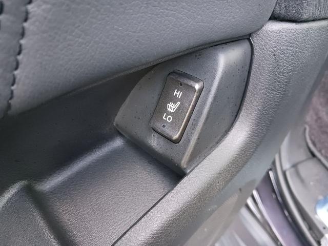 エリシオンプレステージ SZ ETC バックカメラ クリアランスソナー オートクルーズコントロール 衝突被害軽減システム 両側電動スライドドア HID サンルーフ スマートキー シートヒーター 3列シート パワーシート(50枚目)