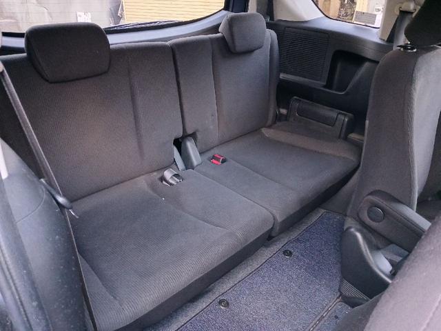 フリード Ｇ　エアロ　ＥＴＣ　ナビ　ＴＶ　両側電動スライドドア　オートライト　ＨＩＤ　スマートキー　電動格納ミラー　３列シート　ウォークスルー　ＣＶＴ　アルミホイール　ＣＤ　盗難防止システム　衝突安全ボディ　ＡＢＳ（31枚目）