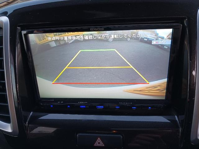 バックカメラ装着済！死角になりやすい後方もとても見やすいです☆車庫入れに自信がない方や縦列駐車が苦手な方にも、オススメな機能です！安心度もアップ！