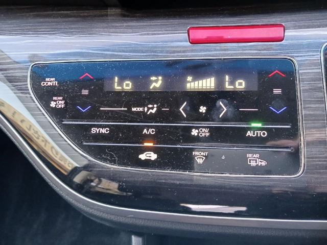 オデッセイ アブソルート　ドライブレコーダー　ＥＴＣ　全周囲カメラ　ナビ　ＴＶ　クリアランスソナー　オートクルーズコントロール　パークアシスト　衝突被害軽減システム　両側電動スライドドア　スマートキー　アイドリングストップ（8枚目）