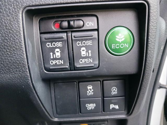 オデッセイ アブソルート　ドライブレコーダー　ＥＴＣ　全周囲カメラ　ナビ　ＴＶ　クリアランスソナー　オートクルーズコントロール　パークアシスト　衝突被害軽減システム　両側電動スライドドア　スマートキー　アイドリングストップ（9枚目）