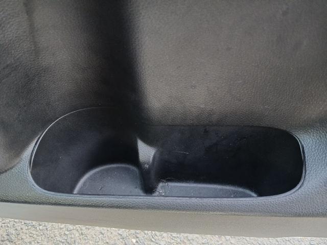 オデッセイ アブソルート　ドライブレコーダー　ＥＴＣ　全周囲カメラ　ナビ　ＴＶ　クリアランスソナー　オートクルーズコントロール　パークアシスト　衝突被害軽減システム　両側電動スライドドア　スマートキー　アイドリングストップ（32枚目）