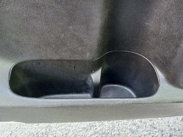 オデッセイ アブソルート　ドライブレコーダー　ＥＴＣ　全周囲カメラ　ナビ　ＴＶ　クリアランスソナー　オートクルーズコントロール　パークアシスト　衝突被害軽減システム　両側電動スライドドア　スマートキー　アイドリングストップ（48枚目）