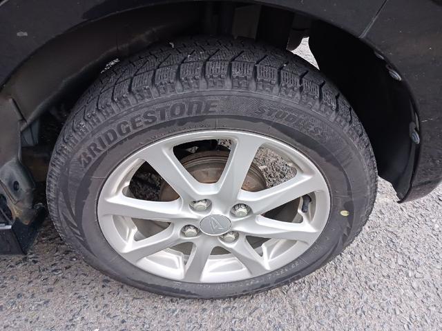 ムーヴ カスタム X HID LEDヘッドランプ スマートキー 電動格納ミラー ベンチシート CVT 盗難防止システム ABS CD MD アルミホイール 衝突安全ボディ エアコン パワーステアリング パワーウィンドウ(18枚目)