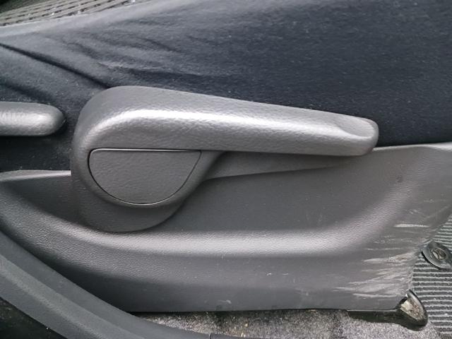 ムーヴ カスタム X HID LEDヘッドランプ スマートキー 電動格納ミラー ベンチシート CVT 盗難防止システム ABS CD MD アルミホイール 衝突安全ボディ エアコン パワーステアリング パワーウィンドウ(24枚目)