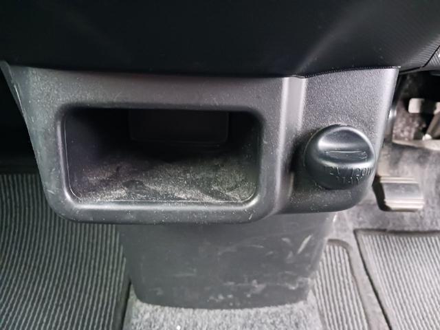 ムーヴ カスタム X HID LEDヘッドランプ スマートキー 電動格納ミラー ベンチシート CVT 盗難防止システム ABS CD MD アルミホイール 衝突安全ボディ エアコン パワーステアリング パワーウィンドウ(31枚目)