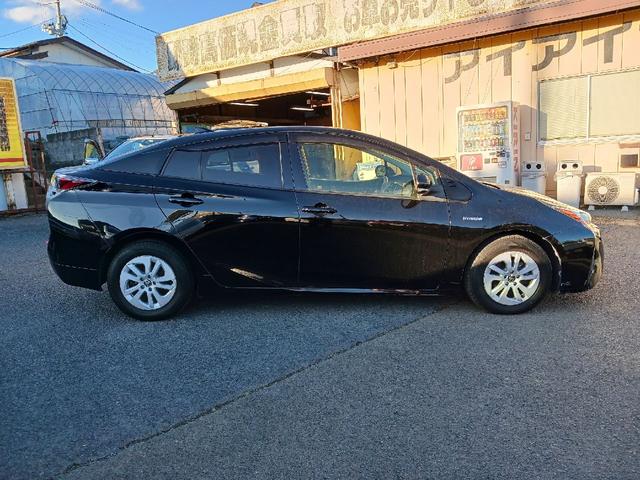 プリウス S ドライブレコーダー ETC バックカメラ TV アルミホイール オートライト LEDヘッドランプ CVT スマートキー 電動格納ミラー 盗難防止システム CD Bluetooth 衝突安全ボディ(18枚目)