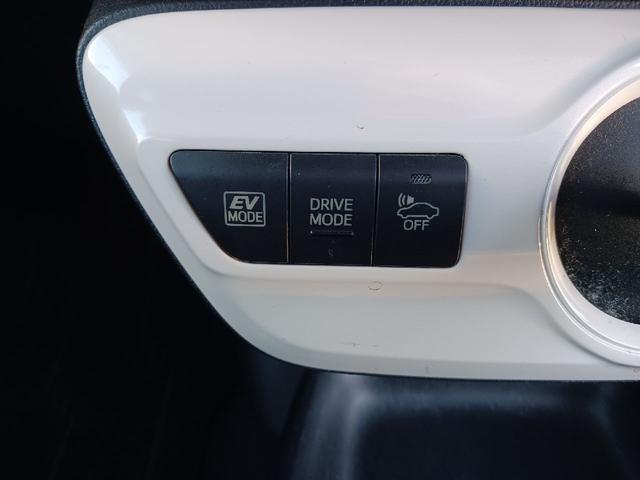 プリウス S ドライブレコーダー ETC バックカメラ TV アルミホイール オートライト LEDヘッドランプ CVT スマートキー 電動格納ミラー 盗難防止システム CD Bluetooth 衝突安全ボディ(35枚目)