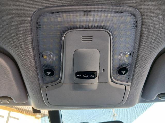 プリウス S ドライブレコーダー ETC バックカメラ TV アルミホイール オートライト LEDヘッドランプ CVT スマートキー 電動格納ミラー 盗難防止システム CD Bluetooth 衝突安全ボディ(42枚目)