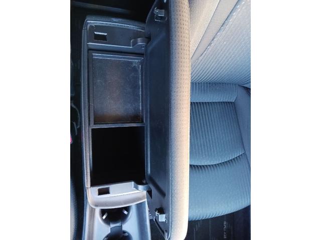 プリウス S ドライブレコーダー ETC バックカメラ TV アルミホイール オートライト LEDヘッドランプ CVT スマートキー 電動格納ミラー 盗難防止システム CD Bluetooth 衝突安全ボディ(43枚目)