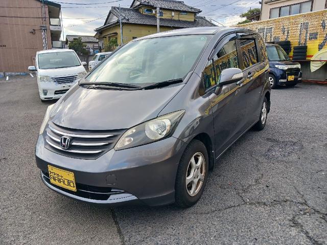 フリード Ｇ　ジャストセレクション　バックカメラ　ナビ　ＴＶ　両側スライド・片側電動　ＨＩＤ　キーレスエントリー　電動格納ミラー　３列シート　ウォークスルー　ＣＶＴ　アルミホイール　ＣＤ　ＤＶＤ再生　ＵＳＢ　Ｂｌｕｅｔｏｏｔｈ（26枚目）