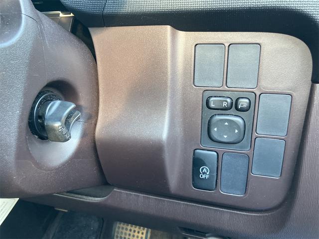 パッソ 1.0X Lパッケージ・キリリ ETC バックカメラ ナビ TV HID スマートキー アイドリングストップ 電動格納ミラー CVT 盗難防止システム 衝突安全ボディ ベンチシート ABS ESC エアコン パワーステアリング(8枚目)