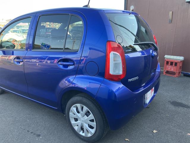 パッソ 1.0X Lパッケージ・キリリ ETC バックカメラ ナビ TV HID スマートキー アイドリングストップ 電動格納ミラー CVT 盗難防止システム 衝突安全ボディ ベンチシート ABS ESC エアコン パワーステアリング(15枚目)