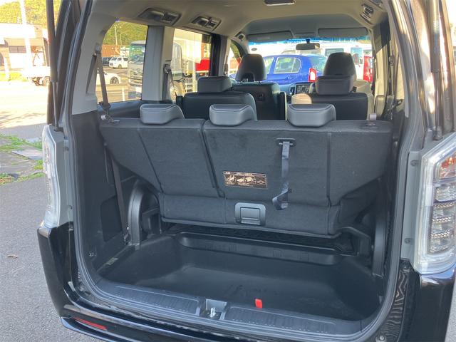 ステップワゴンスパーダ Z クールスピリット ETC バックカメラ TV オートクルーズコントロール 両側電動スライドドア オートライト HID アイドリングストップ 電動格納ミラー 3列シート CVT アルミホイール 100V電源(19枚目)