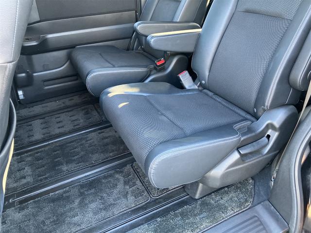 ステップワゴンスパーダ Z クールスピリット ETC バックカメラ TV オートクルーズコントロール 両側電動スライドドア オートライト HID アイドリングストップ 電動格納ミラー 3列シート CVT アルミホイール 100V電源(29枚目)