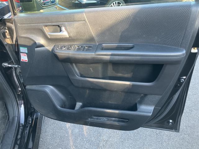 ステップワゴンスパーダ Z クールスピリット ETC バックカメラ TV オートクルーズコントロール 両側電動スライドドア オートライト HID アイドリングストップ 電動格納ミラー 3列シート CVT アルミホイール 100V電源(36枚目)