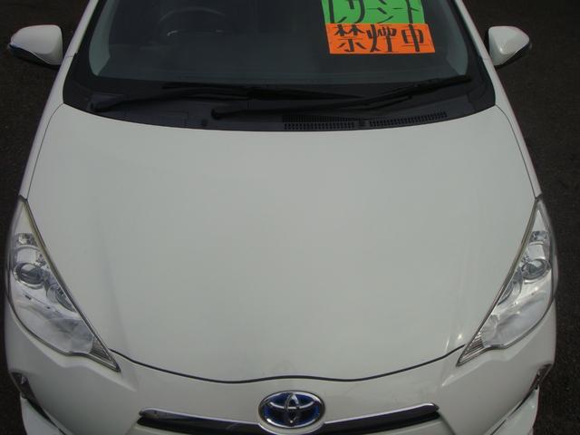 アクア Ｇブラックソフトレザーセレクション　上級グレードＧ　禁煙車　純正エアロ　ブラックレザーシート　純正ナビ　フルセグＴＶ　Ｂｌｕｅｔｏｏｔｈ　バックカメラ　革ハンドル　スマートキー　オートライト　ＥＴＣ　社外１５アルミホイール　寒冷地仕様車（65枚目）