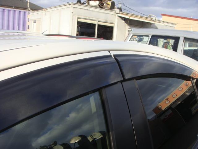 アクア Ｇブラックソフトレザーセレクション　上級グレードＧ　禁煙車　純正エアロ　ブラックレザーシート　純正ナビ　フルセグＴＶ　Ｂｌｕｅｔｏｏｔｈ　バックカメラ　革ハンドル　スマートキー　オートライト　ＥＴＣ　社外１５アルミホイール　寒冷地仕様車（69枚目）