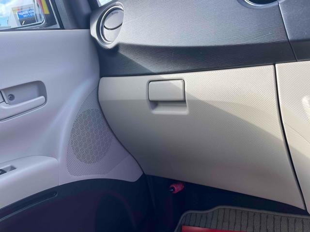 タントエグゼ Ｘ　スマートキー　電動格納ミラー　ＣＶＴ　盗難防止システム　ＡＢＳ　ＣＤ　ミュージックプレイヤー接続可　衝突安全ボディ　エアコン　パワーステアリング　パワーウィンドウ（5枚目）