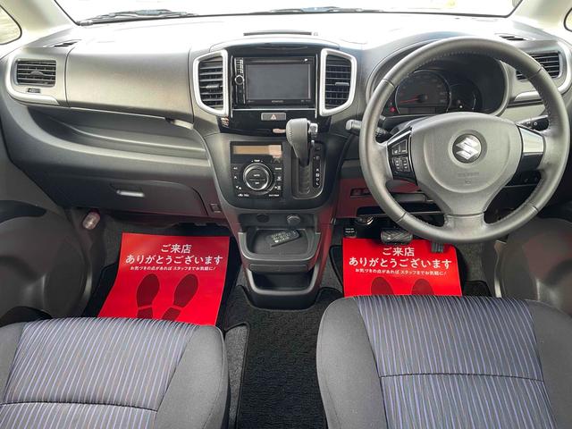 ソリオバンディット ベースグレード 4WD バックカメラ TV 両側電動スライドドア オートライト HID スマートキー 電動格納ミラー ウォークスルー CVT アルミホイール CD DVD再生 盗難防止システム 衝突安全ボディ ABS(2枚目)