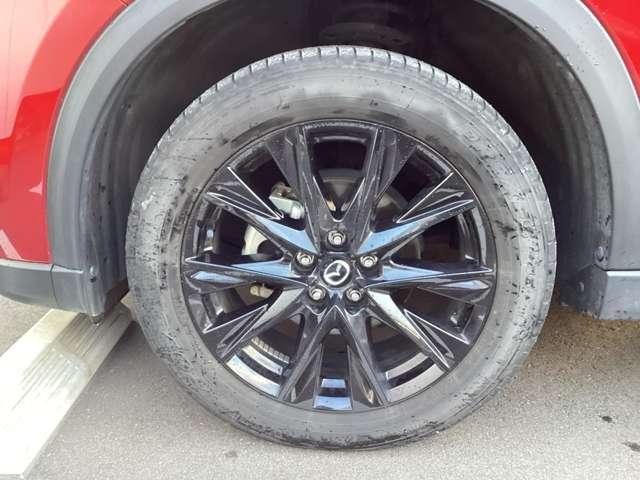 ＣＸ－５ ２．５　２５Ｓ　ブラックトーンエディション　４ＷＤ　全車速追従機能付きレーダークルーズコント　オートクルーズコントロール　横滑り防止　衝突軽減ブレーキ　電動リアゲート　アルミホイール　シートヒーター　クリアランスソナー　スマートキー　パワーシート（14枚目）