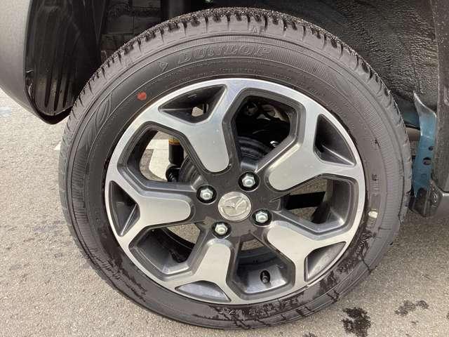 �����͒�Ԃ̏����T�C�Y�^�C���𑕒����Ă��܂��B�����X�̍ہA�h���X�A�b�v�Ȃǂ̂����k������܂��̂ł��C�y�ɂ����k���������܂��B