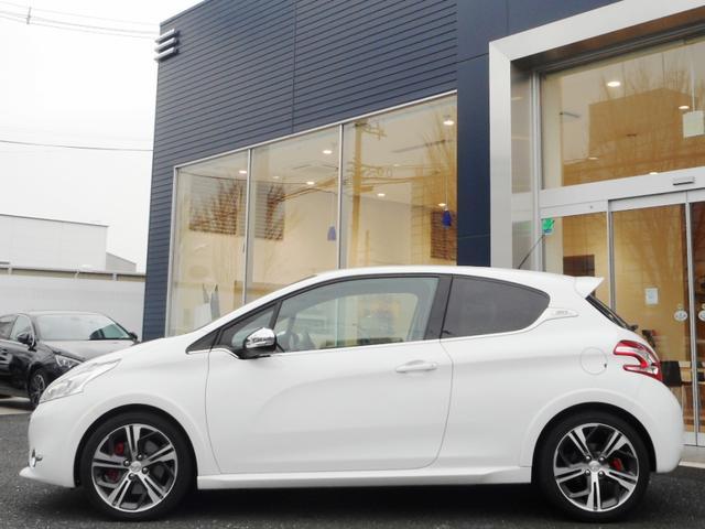 GTi キセノン 専用半革シート オートクルーズ(7枚目)