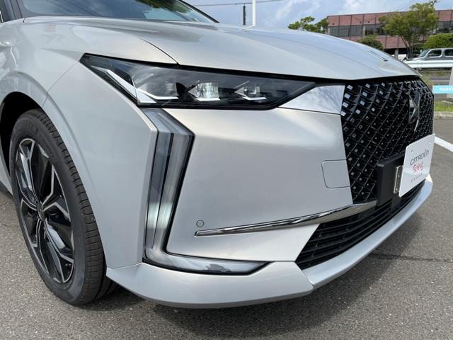 ＤＳ４ リヴォリ　ブルーＨＤｉ　Ｃａｒｐｌａｙ対応　アクティブクルコン　スピードリミッター　３６０°カメラ　全方位ソナー　ヘッドアップディスプレイ　ブラインドスポットモニター　ＬＥＤヘッドライト　純正１９インチＡＷ（29枚目）