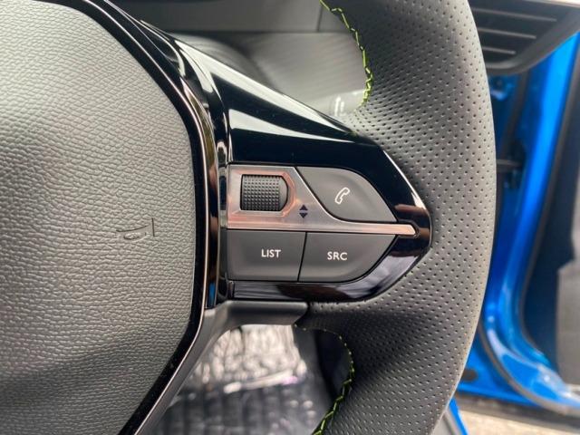 e-2008 GT 後期型シフトセレクター パノラミックルーフ シートヒーター カープレイ ACC 衝突軽減ブレーキ ブラインドスポットモニター インテリジェントハイビーム フルLEDヘッドライト 純正18インチAW(36枚目)