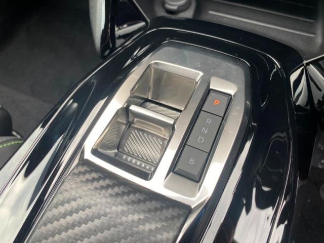 e-2008 GT 後期型シフトセレクター パノラミックルーフ シートヒーター カープレイ ACC 衝突軽減ブレーキ ブラインドスポットモニター インテリジェントハイビーム フルLEDヘッドライト 純正18インチAW(47枚目)