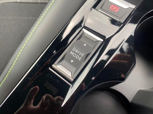 e-2008 GT 後期型シフトセレクター パノラミックルーフ シートヒーター カープレイ ACC 衝突軽減ブレーキ ブラインドスポットモニター インテリジェントハイビーム フルLEDヘッドライト 純正18インチAW(49枚目)