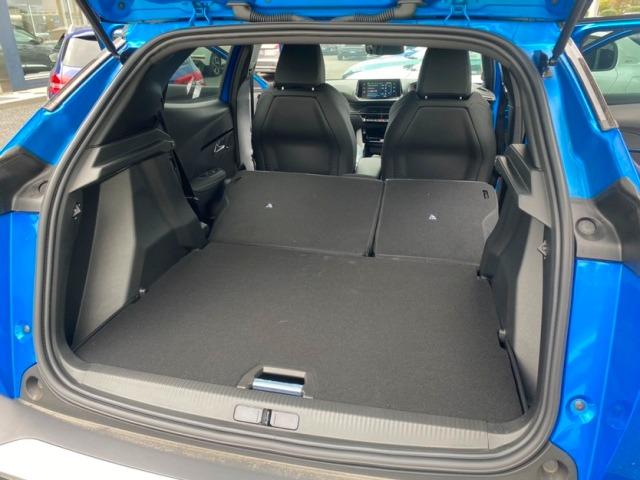 e-2008 GT 後期型シフトセレクター パノラミックルーフ シートヒーター カープレイ ACC 衝突軽減ブレーキ ブラインドスポットモニター インテリジェントハイビーム フルLEDヘッドライト 純正18インチAW(57枚目)