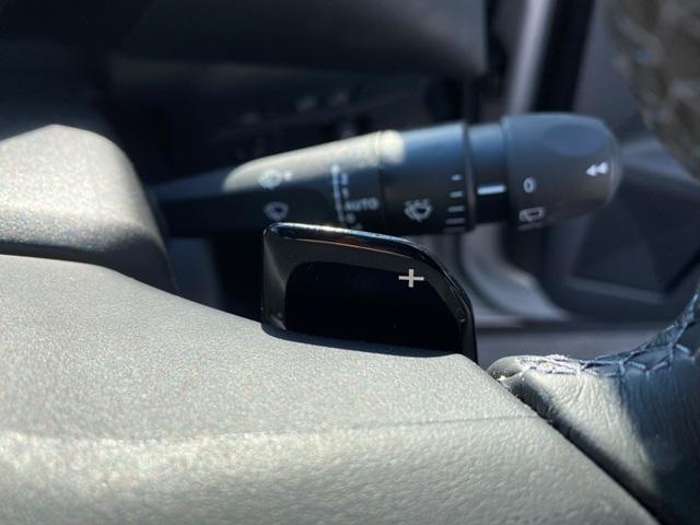 ＤＳ３ オペラ　ブルーＨＤｉ　純正ナビ　Ｃａｒｐｌａｙ／Ｂｌｕｅｔｏｏｔｈ　アクティブクルコン　バックカメラ　スピードリミッター　クリアランスソナー　シートヒーター　パワーシート　ＬＥＤヘッドライト　純正１８インチＡＷ（26枚目）